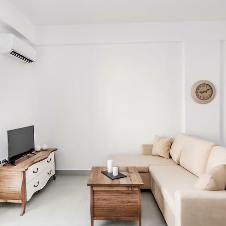 Lux 'N Comfort Apartments Tínos المظهر الخارجي الصورة