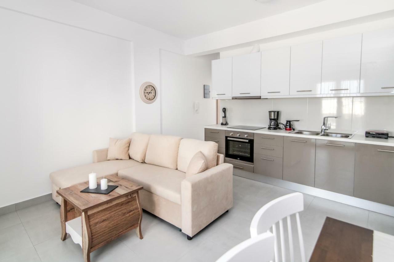 Lux 'N Comfort Apartments Tínos المظهر الخارجي الصورة