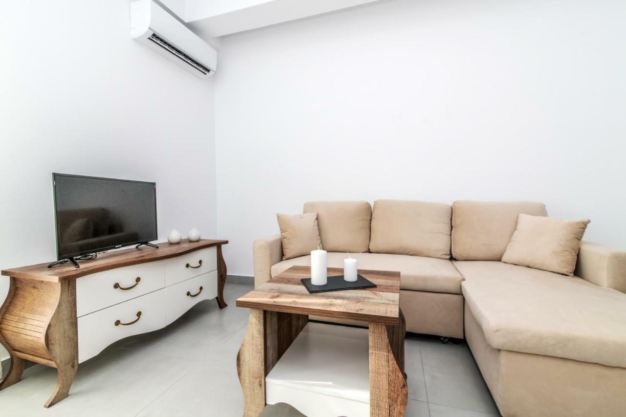 Lux 'N Comfort Apartments Tínos المظهر الخارجي الصورة